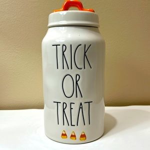 Rae Dunn Trick or Treat large ceramic jar.